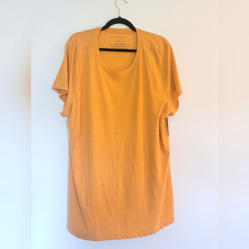 NWT Torrid Classic Fit Tee